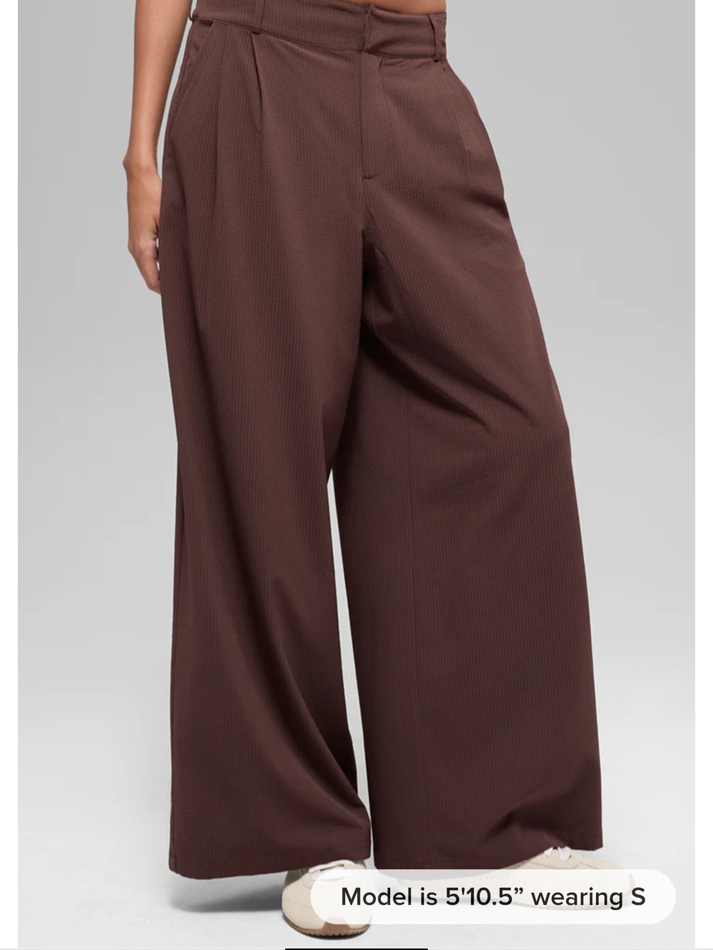 ALO Yoga Wide-Leg High-Waist Trousers in Chocolate Brown - Picture 3 of 3